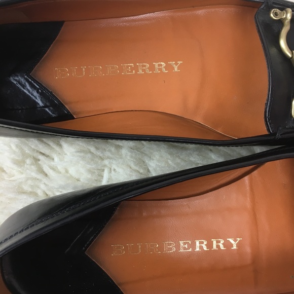 Burberry pointed toe loafer flats brass buckle - Picture 8 of 8